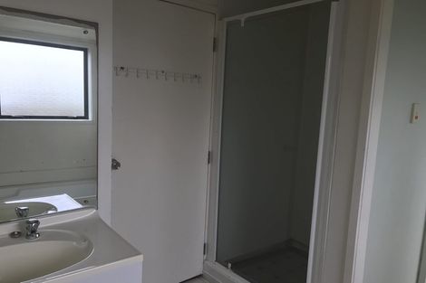 Photo of property in 3 Robertson Road, Ranui, Auckland, 0612
