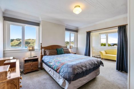 Photo of property in 23 Ascog Road, Ravensbourne, Dunedin, 9022