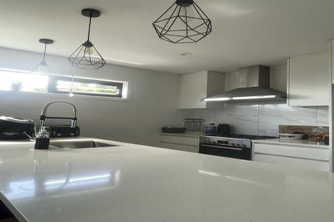 Photo of property in 135a Portsmouth Road, Bombay, 2675