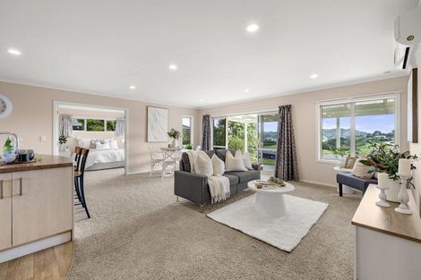 Photo of property in 12 Mahana Place, Raglan, 3225