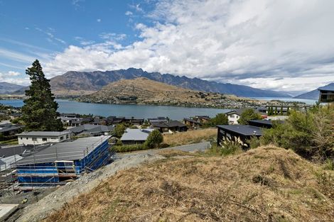 Photo of property in St Andrews Park, 12 Saint Peters Place, Queenstown, 9300