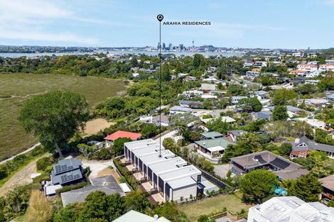 Photo of property in 21a Arahia Street, Northcote, Auckland, 0627