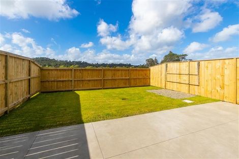 Photo of property in 32 Vincent Mcgrath Crescent, Swanson, Auckland, 0614