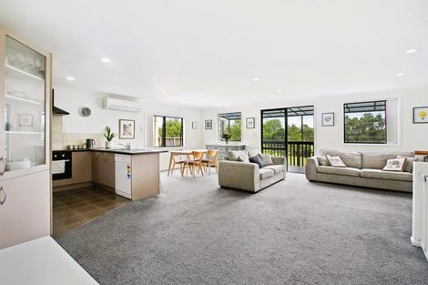 Photo of property in 13 Pooks Road, Ranui, Auckland, 0612