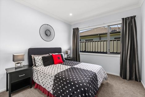 Photo of property in 37 Kapiti Drive, Poraiti, Napier, 4112