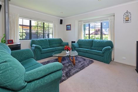 Photo of property in 3 Pippen Court, Henderson, Auckland, 0612