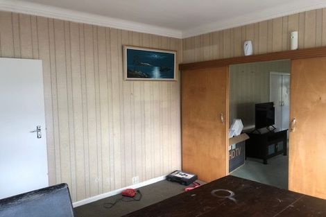 Photo of property in 9 Savoy Road, Glen Eden, Auckland, 0602