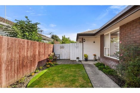 Photo of property in 2/3 Ravenna Street, Avonhead, Christchurch, 8042