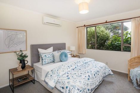 Photo of property in 27 Waterloo Crescent, Hokowhitu, Palmerston North, 4410
