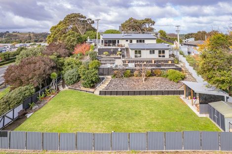 Photo of property in 37 Mason Terrace, Gonville, Whanganui, 4501