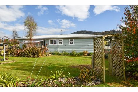 Photo of property in 5 Cherrywood Place, Western Heights, Rotorua, 3015
