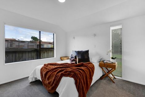 Photo of property in 250 Tukapa Street, Westown, New Plymouth, 4310