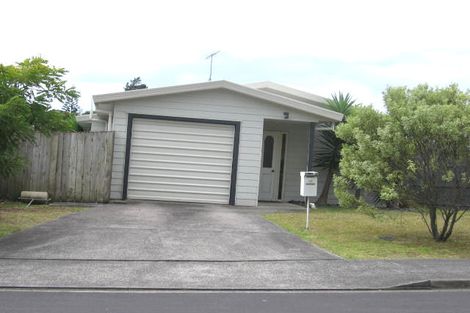 Photo of property in 1/4 Romulus Place, Totara Vale, Auckland, 0629