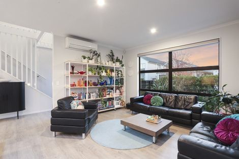 Photo of property in 2 Touhou Road, Hobsonville, Auckland, 0616