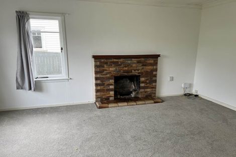 Photo of property in 57 Nikau Street, New Lynn, Auckland, 0600
