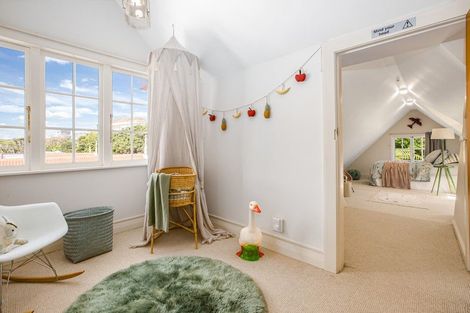 Photo of property in 13 Talavera Terrace, Kelburn, Wellington, 6012
