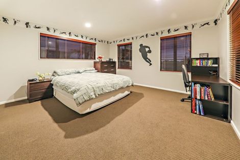 Photo of property in 11 Karson Place, Flat Bush, Auckland, 2016