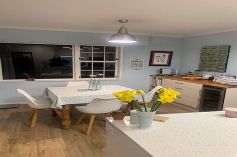 Photo of property in 12 Crichton Place, Taradale, Napier, 4112