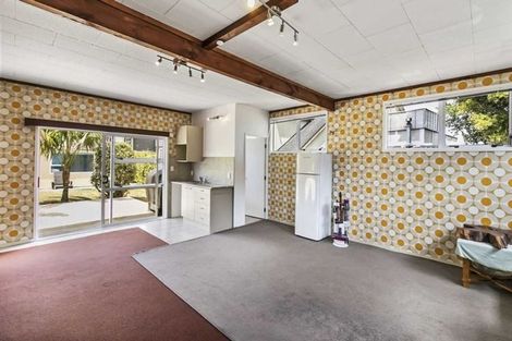 Photo of property in 57 Bradbury Road, Botany Downs, Auckland, 2010
