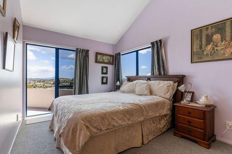 Photo of property in 40 Mccahill Views, Botany Downs, Auckland, 2010