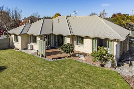 Photo of property in 2 Ascot Place, Rangiora, 7400