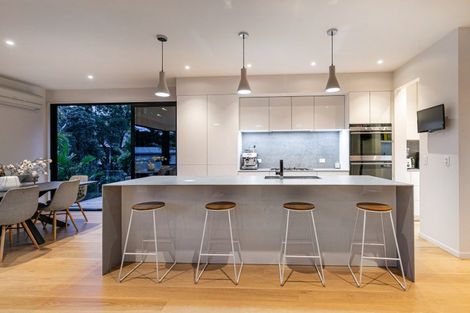 Photo of property in 91b Hebron Road, Waiake, Auckland, 0630