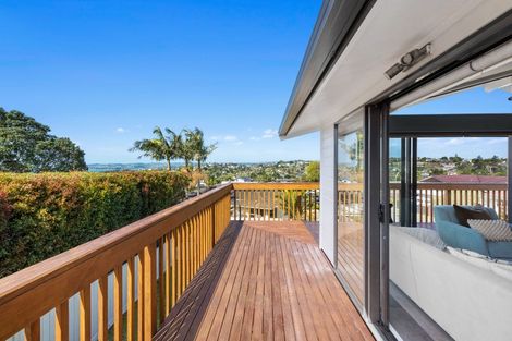 Photo of property in 4 Advene Road, Cockle Bay, Auckland, 2014