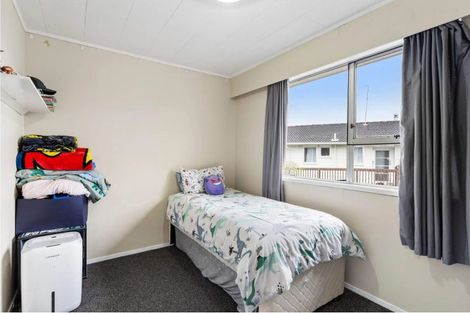Photo of property in 14 Waari Avenue, Sunnyvale, Auckland, 0612