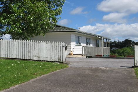 Photo of property in 36 Beaufort Place, Papatoetoe, Auckland, 2025