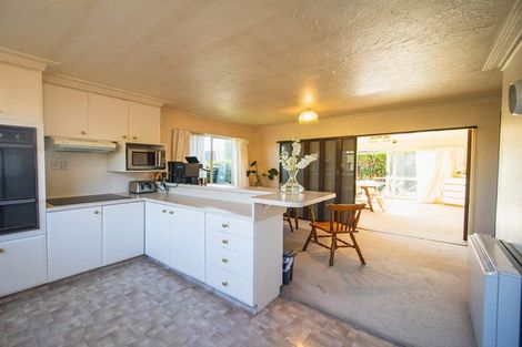 Photo of property in 1/5 Cottesmore Close, Burnside, Christchurch, 8053