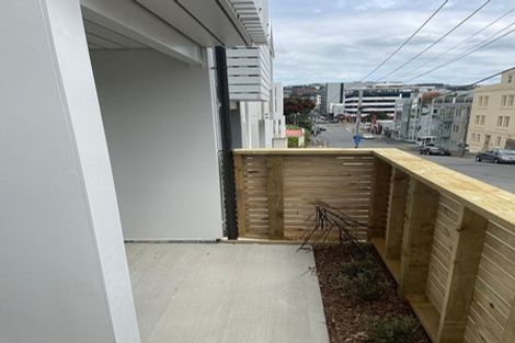 Photo of property in 30u5 Pirie Street, Mount Victoria, Wellington, 6011