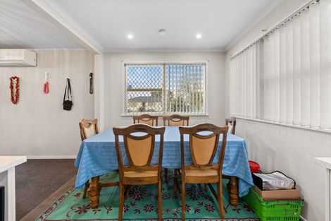 Photo of property in 42 Mcdivitt Street, Manurewa, Auckland, 2102