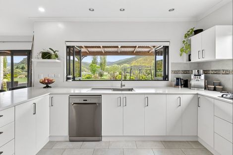 Photo of property in 19 Whiting Drive, Wakefield, 7025