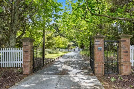 Photo of property in 1174 Kahikatea Flat Road, Waitoki, Kaukapakapa, 0871