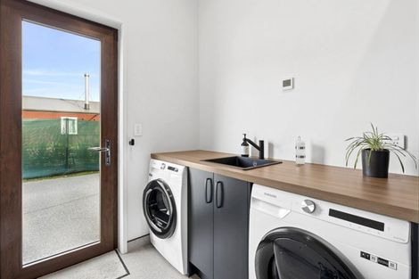 Photo of property in 185 Burdon Loop, Lake Hawea, 9382