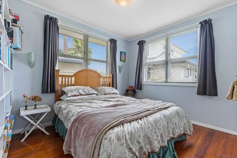 Photo of property in 253 Don Buck Road, Massey, Auckland, 0614