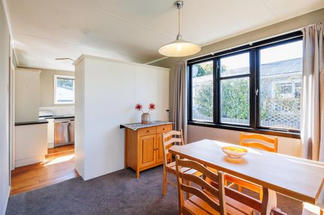 Photo of property in 3 Ilford Place, Awapuni, Palmerston North, 4412