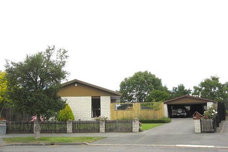 Photo of property in 17 Jacaranda Place, Parklands, Christchurch, 8083
