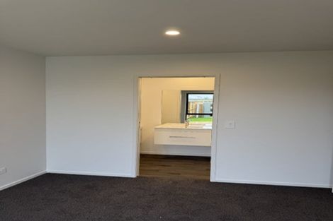 Photo of property in 393 Devonport Road, Tauranga South, Tauranga, 3112