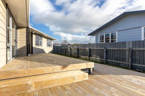 Photo of property in 3 Karaka Street, Inglewood, 4330