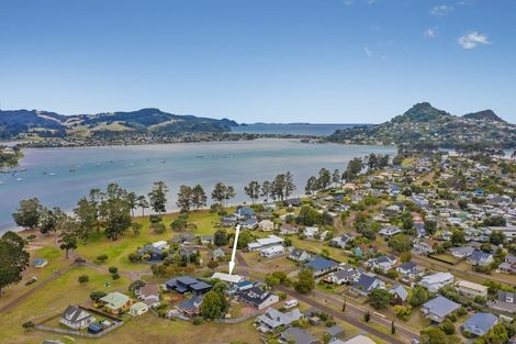 Photo of property in 35 Pleasant Place, Pauanui, Hikuai, 3579