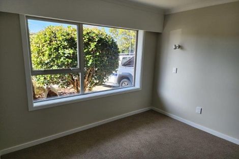Photo of property in 1 Guinness Crescent, Ilam, Christchurch, 8041