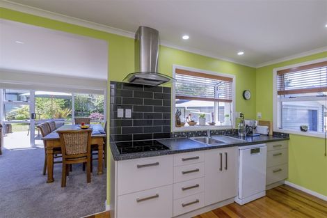 Photo of property in 14 Kawiu Road, Levin, 5510