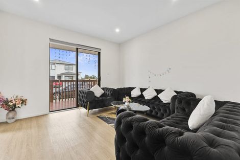 Photo of property in 25 Woven Place, Karaka, Papakura, 2113