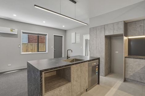 Photo of property in 43 Bradshaw Street, South Dunedin, Dunedin, 9012