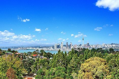 Photo of property in 50 Balmain Road, Chatswood, Auckland, 0626