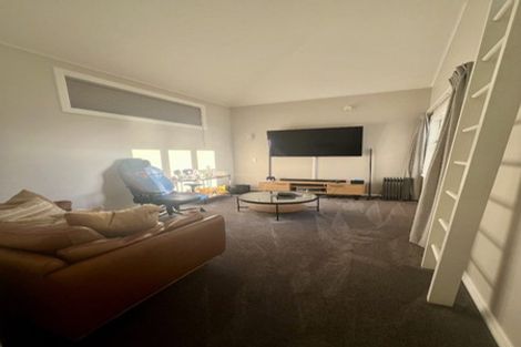 Photo of property in 15 Nikau Road, Point Howard, Lower Hutt, 5013