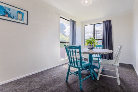 Photo of property in 11 Atua Street, Waikanae Beach, Waikanae, 5036