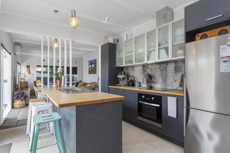 Photo of property in 12b Lyn Grove, Papamoa Beach, Papamoa, 3118