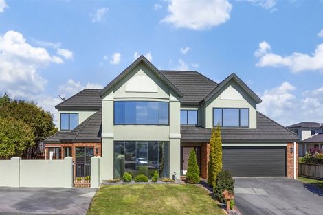 Photo of property in 30 Lanyon Place, Whitby, Porirua, 5024